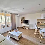 Hameau Des Pins - & Piscine - Clim & Wifi Апартаменты Сен-Рафаэль