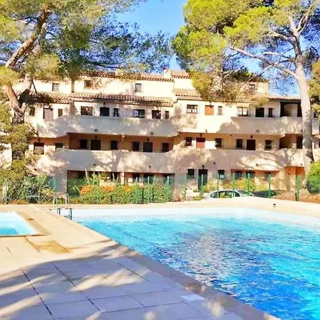 Hameau Des Pins - & Piscine - Clim & Wifi * Сен-Рафаэль